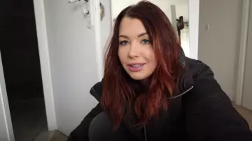 The down jacket black collar amount of EnjoyPhoenix in I finally began my boxes !