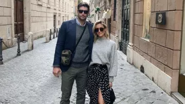 Noir Drapé de la Jupe portée par Kristin Cavallari en Très Cavallari Saison 3 Épisode 9