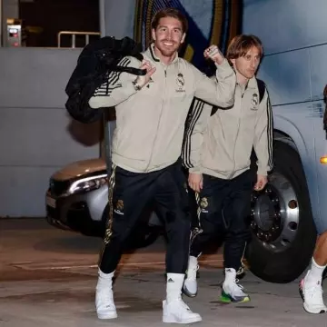 Les Sneakers Nike Air Max 270 Platinum Volt de Luka Modric Luka Modrić sur le compte Instagram de @sergioramos
