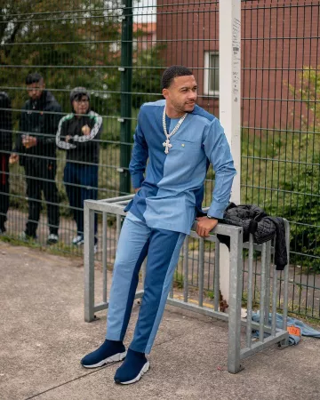 Memphis Depay: Clothes, Outfits, Brands, Style and Looks