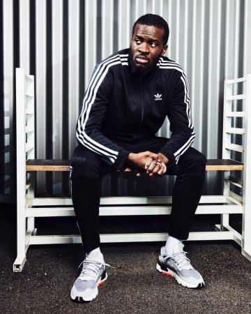 Pantalones de jogging adidas de Tanguy Ndombele en la cuenta de Instagram de @ndombele_22