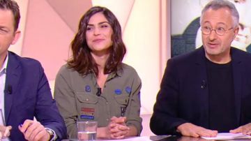 La camisa de algodón, espíritu caqui "militar" de Sonia Chironi en 28 minutos el 06.03.2020