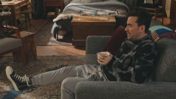 Rick Owens DRKSHDW 2-Tone Stitch High Tops worn by David Rose (Daniel Levy) in Schitt's Creek (S06E06)