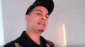 Bling Huggie Hoop Earrings worn by Austin McBroom in the YouTube video OUR NEW TESLA BROKE DOWN ON THE FREEWAY!!! **SMH**