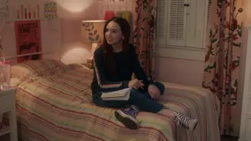Purple Converse All Star Hi Top sneakers worn by Grace Felton (Ruby Jay) in The Unicorn (S01E17)