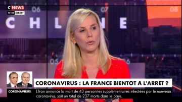 The top collar tunisian crepe blood of Laurence Ferrari in Punchline the 09.03.2020