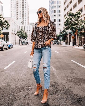 Puff Sleeve Blouse of Amy Jackson on the Instagram account @fashion_jackson