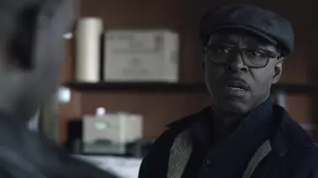 Wool Cap Hat worn by Louis (Courtney B. Vance) as seen in Uncorked
