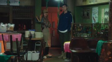 Green Mil­i­tary Boot Rock worn by Park Sae Ro Yi (Park Seo-joon) in Itaewon Class Season 1 Episode 4