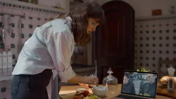 Le bleu de la chemise rayée de l'Isi (Lisa Vicari) Isi & Ossi