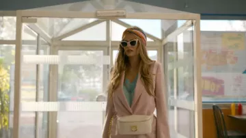 Le blanc des yeux de chat lunettes de soleil de Camilla Victoria Maria Patricia Mercedes Sissi Marion Phillipp Béatrice Abelina Andresen (Zoë Straub) Isi & Ossi