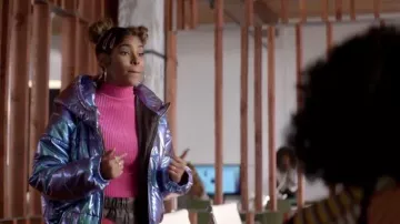 Top de cuello de tortuga de terciopelo rosa usado por Lala (Diamond White) en Empire Temporada 6 Episodio 12
