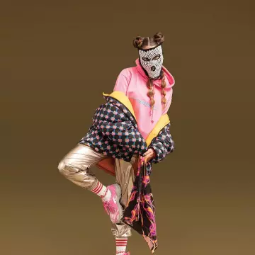 La chaqueta de plumón reversible Scotch & Soda que lució Chilla en su cuenta de Instagram @chillaofficiel 