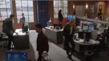 Botas Black Lace Up usadas por Ellie Bishop (Emily Wickersham) en NCIS Temporada 17 Episodio 17