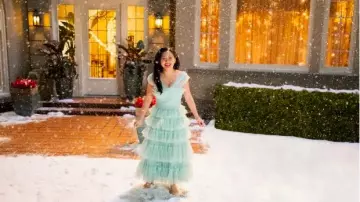 J. Mendel Tulle Vestido Verde usado por Lara Jean (Lana Condor) en To All the Boys: P.S. Todavía te amo