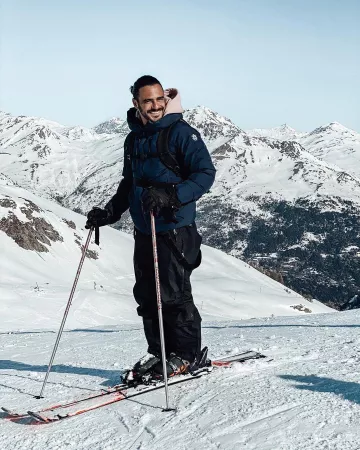 La doudoune grand froid JOTT portée par Benjamin Samat sur son compte Instagram @benji_samat