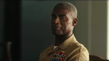 U. S Army Kaki Uniforme Costume porté par (Charles Parnell) dans Top Gun: Maverick