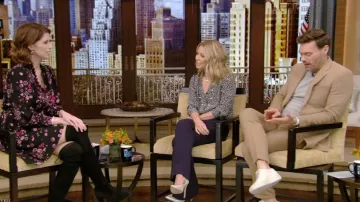 Altuzarra Em­bell­ished Flo­ral Print Silk Blouse worn by Kelly Ripa on LIVE with Kelly and Ryan March 10, 2020