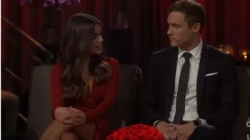 Red Ruched Mi­ni Dress worn by Hannah Ann S. in The Bachelor Season 24 Episode 12