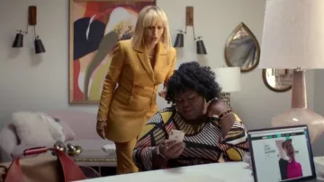 Pantalones de mostaza amarilla usados por Giselle (Nicole Ari Parker) en Empire Temporada 6 Episodio 12