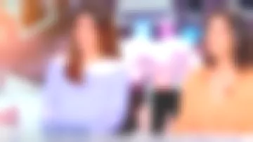 The navy stripes round neck buttoned shoulder striped wool Caroline Munoz in William at noon the 12.03.2020