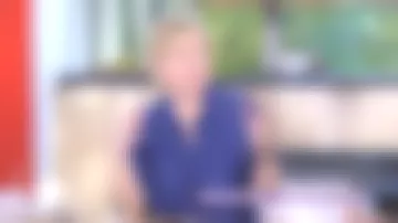 Chemise Parrotia portée par Anne-Élisabeth Lemoine dans C à Vous