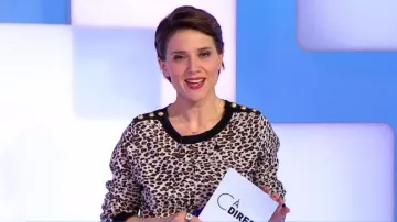 The sweater round neck jacquard leopard Beige cotton Mélanie Taravant in C to tell the 12.03.2020