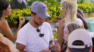 La gorra Kings usada por Jeremy en Love Island France (S1E02)