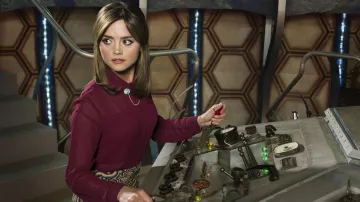De la mosaïque de la Jupe de Clara (Jenna Coleman) dans Doctor Who (S08E06)