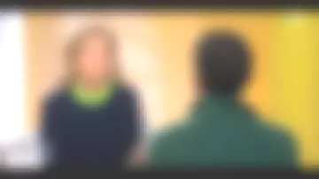 The sweater Round neck Short Bi-Color Light of Claire Chazal in Passage of the Arts 12.03.2020