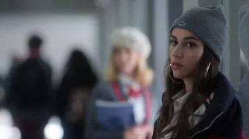 Lacoste Grey Beanie worn by Rebeca (Claudia Salas) in Elite (S03E01)