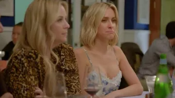 Bleu Floral de la Jonquille Robe portée par Kristin Cavallari en Très Cavallari Saison 3 Épisode 10