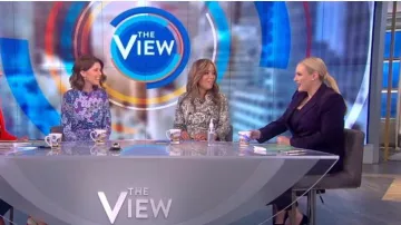 Elie Tahari Straight-Leg An­kle Pants worn by Meghan McCain on The View March 11, 2020