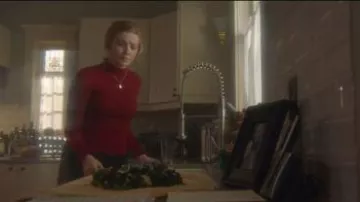 Orange Gratin de Cou Chandail porté par Nancy Drew (Kennedy McMann) dans Nancy Drew Saison 1 Épisode 16