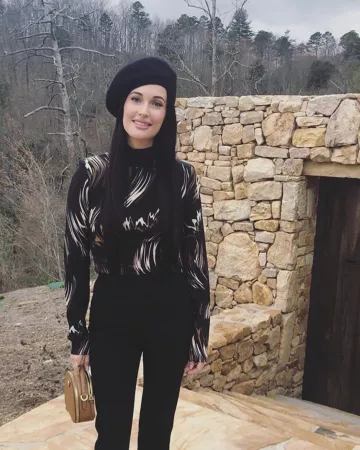 Prada Odette Saffiano Cuir Sac porté par Kacey Musgraves Instagram 12 Mars 2020