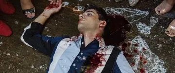 Camisa a rayas usada por Polo (Álvaro Rico) en Elite S03 E7