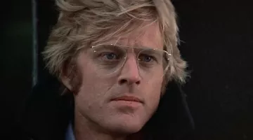 Spectacles of Joseph Turner (Robert Redford) in three days of the Condor