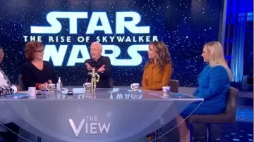 Boss Blue Pen­cil Skirt worn by Meghan McCain on The View March 10, 2020