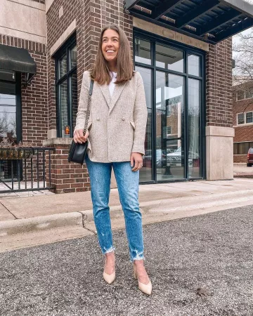 Chaqueta Bouclé de Liz Adams en la cuenta de Instagram @lizadams