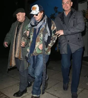 Chaquetas del ejército usadas por Johnny Depp Londres 8 de marzo de 2020