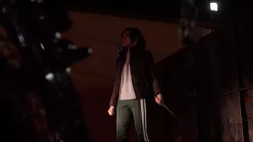 Noir athletic pantalon de survêtement blanc avec les bandes de course de Deloris Allen (Tamara Taylor) en octobre Faction (S01E03)