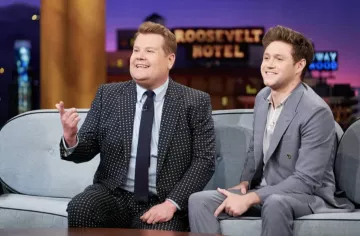 Paul Smith Pantalones a medida usados por Niall Horan the Late Late Show 9 de marzo de 2020