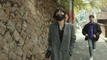 Alexander mcqueen Jew­elled Satchel worn by Jo Yi Seo (Kim Da-mi) in Itaewon Class Episode 5