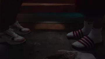 Calcetines nike blancos usados por Dave (Lil Dicky) como se ve en Dave (S01E03)