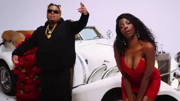 The tracksuit pants Fendi worn by Naza in the clip a Minimum of Dinor RTD