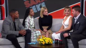 Falda A.L.C. Pierre Ruffle usada por Sara Haines en Good Morning America 13 de marzo de 2020