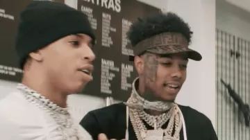 La casquette de golf / visière Fendi portée par Blueface dans son clip Holy Moly Feat. NLe Choppa