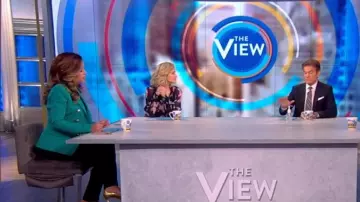 A.L.C. Vene­tia Flo­ral Silk Blouse worn by Sara Haines on The View March 17, 2020