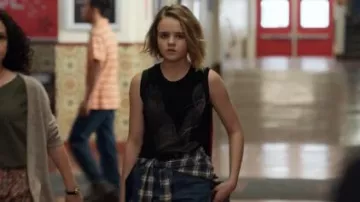 Black Tank Top worn by in Little Fires Everywhere Season 1 Episode 2