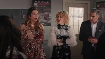 Gold Letter A Necklace worn by Alexis Rose (Annie Murphy) in Schitt's Creek Season 6 Episode 11